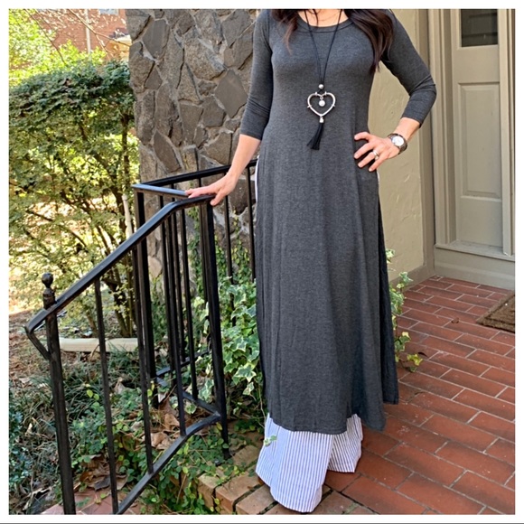 ✨LAST ONE ✨Charcoal grey high slit tunic dress - Picture 3 of 8